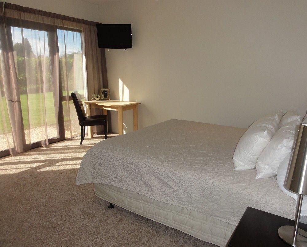 Pine Hill Lodge In Vineyard Mapua Екстериор снимка